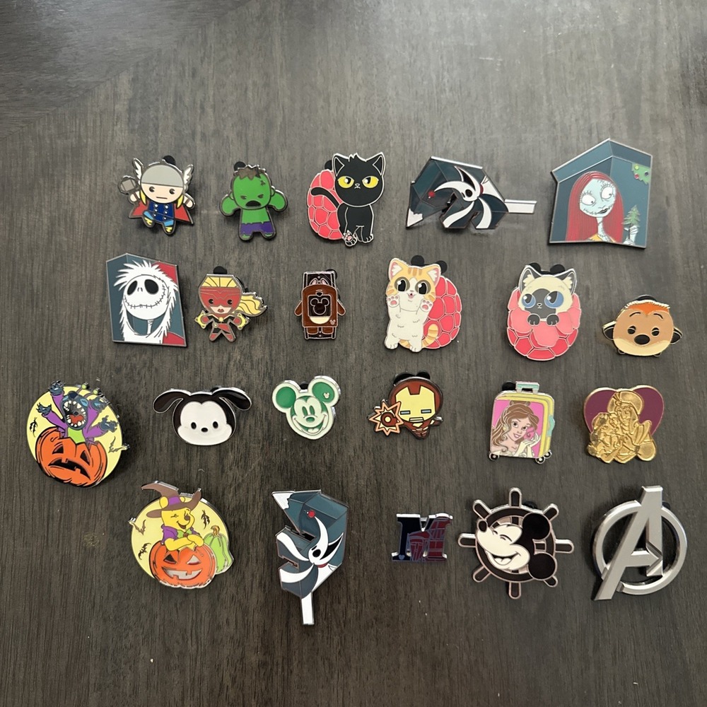 Authentic Disney Trading Pins Bulk Lot of 22 Rare Halloween